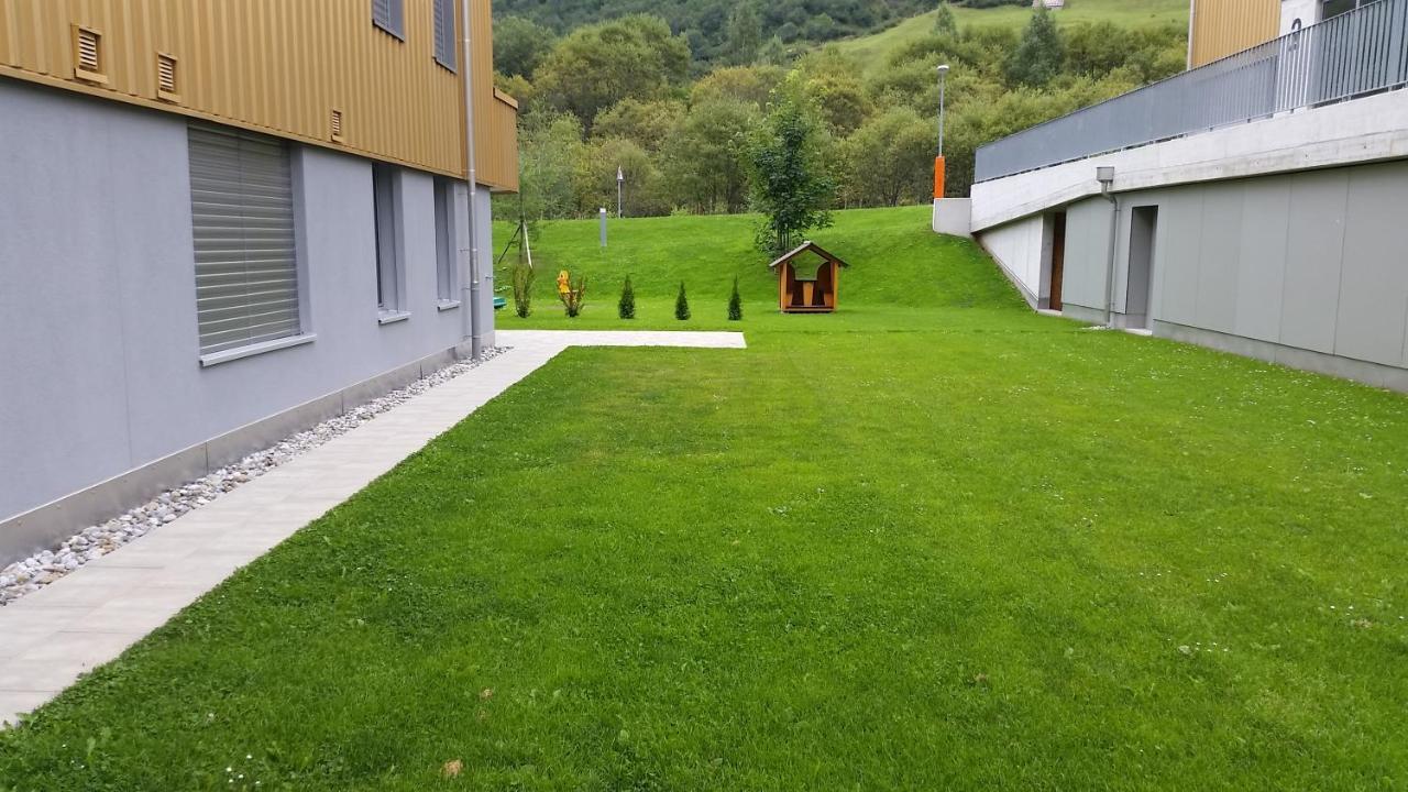 Realp-Andermatt 3,5 Locali Giardino Privato In Mezzo La Natura, Spettacolare Per Appassionati Montanbike, Pesca Ecc In Inverno Fai Sci Di Fondo Dal Giardino E Con Il Treno Davanti A Casa Si Raggiunge In 5Min Il Comprensorio Scistico Di Andermatt Extérieur photo